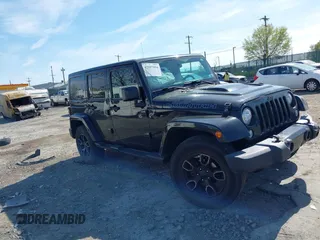 2017 Jeep Wrangler Unlimited Sahara z VIN 1C4BJWEG4HL692465, wystawiony jako IAAI lot #42097994 z przebiegiem 135 692 mil mil oraz . Historia ofert i sprzedaży dostępna na DreamBid. Obrazek 1.