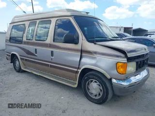 1994 Ford Econoline Cargo with VIN 1FDEE14N5RHB72537, listed as a IAAI auction lot 41968893 with 245,866 mi miles. Bid and sale history available at carsss.com. Image 1.