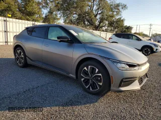 2024 Kia EV6 GT-Line with VIN KNDC44LA6R5202841, listed as a Copart auction lot 80998374 with 18 mi miles and Salvage Title. Bid and sale history available at carsss.com. Image 4.