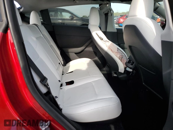 2024 Tesla Model Y with VIN 7SAYGDED2RA331985, listed as a Copart auction lot 50849025 with 6,108 mi miles and Salvage title. Bid and sale history available at DreamBid. Image 10.