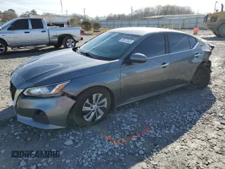 2020 Nissan Altima 2.5 S with VIN 1N4BL4BW6LC152866, listed as a Copart auction lot 88575545 with 135,571 mi miles and Salvage Title. Bid and sale history available at carsss.com. Image 1.