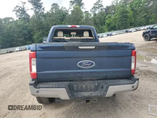 2017 Ford F-250 Lariat z VIN 1FT7W2BT4HEB74233, wystawiony jako Copart lot #55230605 z przebiegiem Nie podano mil oraz Szkoda całkowita • Salvage title. Historia ofert i sprzedaży dostępna na DreamBid. Obrazek 6.