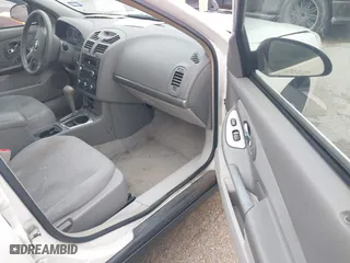 2006 Chevrolet Malibu LS w/1LS with VIN 1G1ZS51FX6F145921, listed as a IAAI auction lot 41573868 with 230,933 mi miles. Bid and sale history available at carsss.com. Image 5.