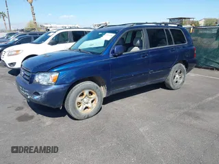 2004 Toyota Highlander with VIN JTEDD21AX40084354, listed as a IAAI auction lot 42016996 with Not provided miles and . Bid and sale history available at DreamBid. Image 2.