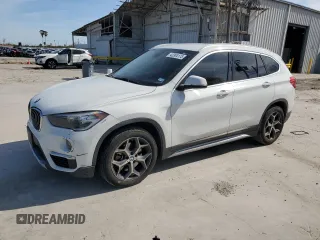 2019 BMW X1 sDrive28i with VIN WBXHU7C52K3H44195, listed as a Copart auction lot 42304175 with 88,929 mi miles and Salvage Title. Bid and sale history available at carsss.com. Image 1.