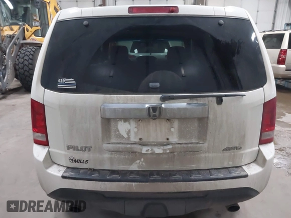 2015 Honda Pilot EX-L with VIN 5FNYF4H59FB023814, listed as a IAAI auction lot 41161235 with 216,437 mi miles and . Bid and sale history available at carsss.com. Image 16.