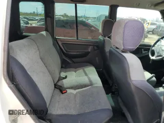 1996 Geo Tracker z VIN 2CNBE1364T6909947, wystawiony jako Copart lot #54411835 z przebiegiem 171 862 mil mil oraz Szkody całkowita. Historia ofert i sprzedaży dostępna na DreamBid. Obrazek 11.
