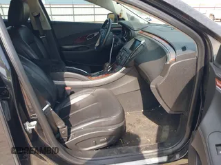 2013 Buick LaCrosse Leather с VIN 1G4GC5E34DF243928, выставлен на аукционе IAAI как лот 42110436 с пробегом 179 391 миль миль и . История ставок и продаж доступна на DreamBid. Изображение 5.
