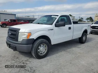 2014 Ford F-150 XL с VIN 1FTMF1EM9EKF95542, выставлен на аукционе Copart как лот 59306485 с пробегом 233 811 миль миль и Чистый • Clean title. История ставок и продаж доступна на DreamBid. Изображение 1.
