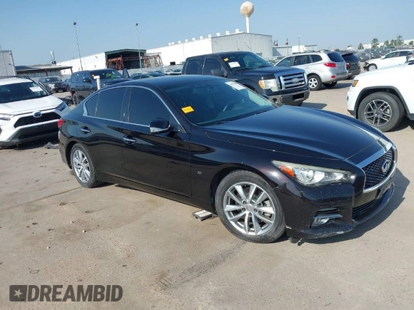 2015 Infiniti Q50 Premium with VIN JN1BV7AP1FM342558, listed as a IAAI auction lot 41975803 with 140,603 mi miles. Bid and sale history available at carsss.com. Image 1.