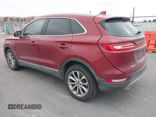 2015 Lincoln MKC with VIN 5LMCJ1A97FUJ30994, listed as a IAAI auction lot 42159219 with 180,802 mi miles. Bid and sale history available at carsss.com. Image 3.