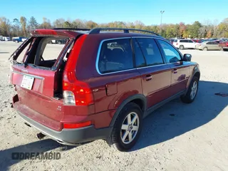2007 Volvo XC90 I6 with VIN YV4CZ982771354628, listed as a IAAI auction lot 38246014 with 1 mi miles. Bid and sale history available at carsss.com. Image 4.