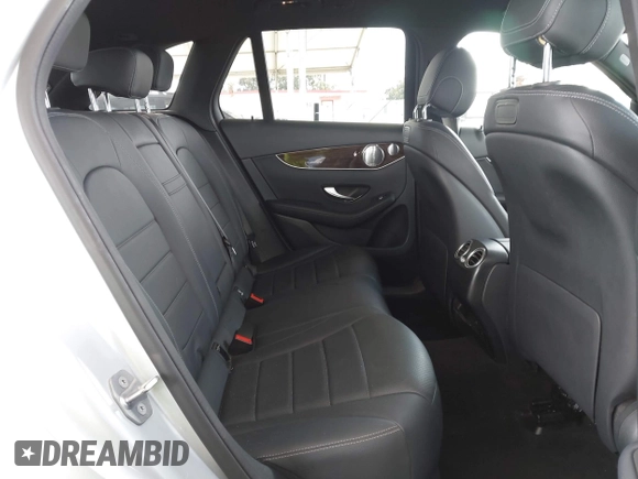 2019 Mercedes-Benz GLC 300 with VIN WDC0G4JB4KV129605, listed as a IAAI auction lot 42207132 with 39,743 mi miles and . Bid and sale history available at DreamBid. Image 8.