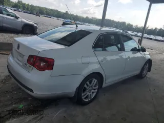 2007 Volkswagen Jetta Wolfsburg Edition z VIN 3VWEF71K67M064187, wystawiony jako Copart lot #59381025 z przebiegiem 184 434 mil mil oraz Szkoda całkowita • Salvage title. Historia ofert i sprzedaży dostępna na DreamBid. Obrazek 3.