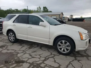 2008 Cadillac SRX RWD z VIN 1GYEE637680190217, wystawiony jako Copart lot #55169515 z przebiegiem 106 101 mil mil oraz Szkoda całkowita • Salvage title. Historia ofert i sprzedaży dostępna na DreamBid. Obrazek 4.