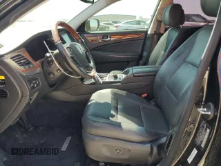 2015 Hyundai Equus Ultimate z VIN KMHGH4JH5FU096238, wystawiony jako Copart lot #52944345 z przebiegiem 101 090 mil mil oraz Szkody całkowita. Historia ofert i sprzedaży dostępna na DreamBid. Obrazek 7.