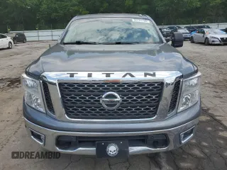 2017 Nissan Titan Platinum Reserve z VIN 1N6AA1E56HN571502, wystawiony jako Copart lot #56751155 z przebiegiem 105 017 mil mil oraz Szkoda całkowita • Salvage title. Historia ofert i sprzedaży dostępna na DreamBid. Obrazek 5.
