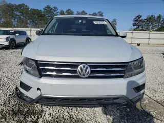 2018 Volkswagen Tiguan SEL with VIN 3VV3B7AX0JM014461, listed as a Copart auction lot 49785725 with 124,868 mi miles and Salvage Title. Bid and sale history available at DreamBid. Image 5.