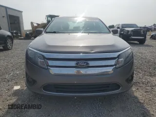 2010 Ford Fusion SE z VIN 3FAHP0HA2AR364858, wystawiony jako Copart lot #60855075 z przebiegiem 184 403 mil mil oraz Szkoda całkowita • Salvage title. Historia ofert i sprzedaży dostępna na DreamBid. Obrazek 5.