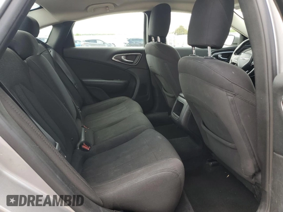 2015 Chrysler 200 Limited с VIN 1C3CCCAB8FN723908, выставлен на аукционе Copart как лот 59016355 с пробегом 118 882 миль миль и Списание • Salvage title. История ставок и продаж доступна на DreamBid. Изображение 10.