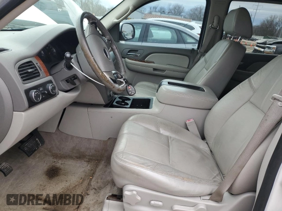 2008 GMC Yukon SLT w/4SA with VIN 1GKFK13068J202051, listed as a Copart auction lot 43510655 with 176,853 mi miles and Salvage Title. Bid and sale history available at carsss.com. Image 7.