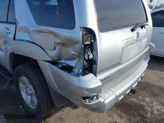 2005 Toyota 4Runner SR5 with VIN JTEZU14R550055329, listed as a IAAI auction lot 41845637 with 199,187 mi miles. Bid and sale history available at carsss.com. Image 19.