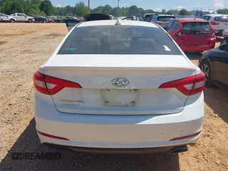 2016 Hyundai Sonata SE with VIN 5NPE24AF5GH434485, listed as a IAAI auction lot 42144259 with 128,368 mi miles and . Bid and sale history available at carsss.com. Image 16.