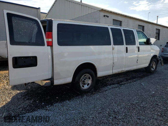 2007 Chevrolet Express Passenger с VIN 1GAHG39UX71253989, выставлен на аукционе Copart как лот 78352934 с пробегом 161 989 миль миль и Списание • Salvage title. История ставок и продаж доступна на DreamBid. Изображение 3.