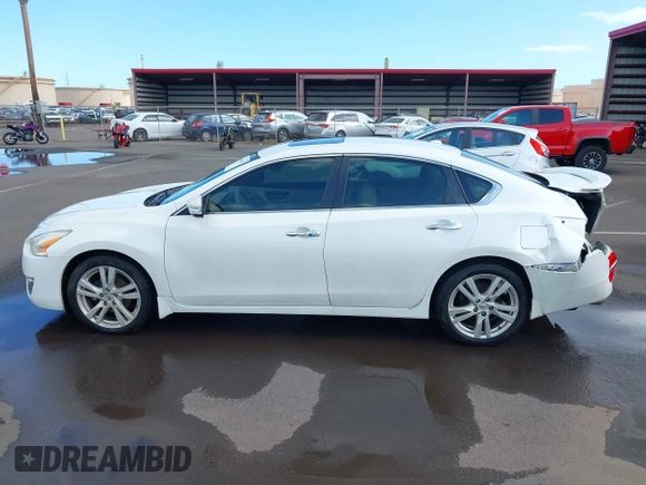 2013 Nissan Altima SL z VIN 1N4BL3AP6DC277579, wystawiony jako IAAI lot #42150029 z przebiegiem 257 273 mil mil oraz . Historia ofert i sprzedaży dostępna na DreamBid. Obrazek 14.