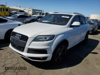 2015 Audi Q7 S line Prestige z VIN WA1DGAFE1FD017150, wystawiony jako Copart lot #67568584 z przebiegiem 128 221 mil mil oraz Szkoda całkowita • Salvage title. Historia ofert i sprzedaży dostępna na DreamBid. Obrazek 1.