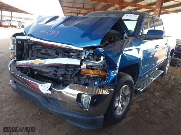 2018 Chevrolet Silverado 1500 LT with VIN 3GCPCREC1JG442909, listed as a IAAI auction lot 41742950 with 139,902 mi miles. Bid and sale history available at carsss.com. Image 17.