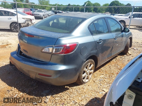 2012 Mazda 3 i Sport z VIN JM1BL1UG2C1602684, wystawiony jako IAAI lot #42132765 z przebiegiem 181 861 mil mil oraz . Historia ofert i sprzedaży dostępna na DreamBid. Obrazek 4.