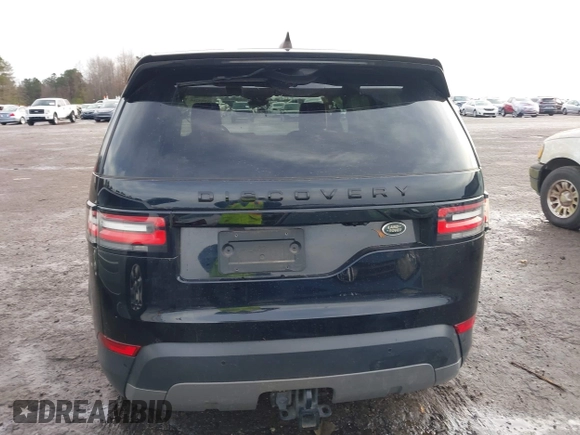 2017 Land Rover Discovery First Edition with VIN SALRTBBV2HA022146, listed as a IAAI auction lot 41584266 with 83,152 mi miles. Bid and sale history available at carsss.com. Image 15.