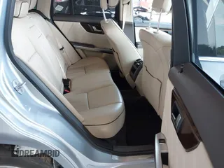 2013 Mercedes-Benz GLK with VIN WDCGG5HBXDG016369, listed as a IAAI auction lot 40325129 with 121,422 mi miles. Bid and sale history available at carsss.com. Image 8.