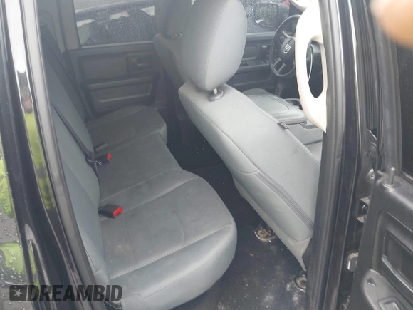 2017 Ram 1500 ST z VIN 1C6RR7FG3HS560371, wystawiony jako IAAI lot #42325044 z przebiegiem 103 660 mil mil oraz . Historia ofert i sprzedaży dostępna na DreamBid. Obrazek 8.