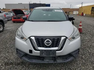 2020 Nissan Kicks S with VIN 3N1CP5BV6LL518848, listed as a Copart auction lot 42243195 with 56,749 mi miles and Salvage Title. Bid and sale history available at DreamBid. Image 5.