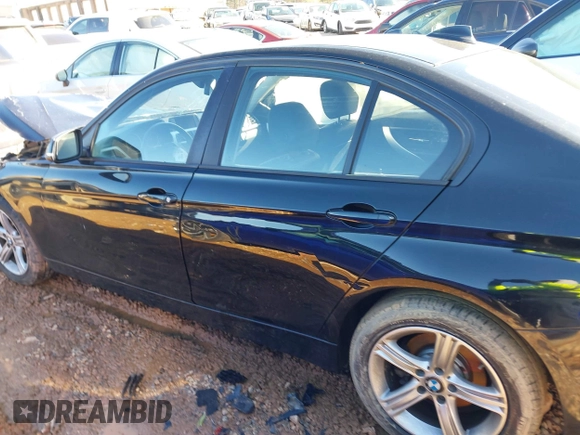 2013 BMW 3 Series 320i xDrive with VIN WBA3C3C51DF979508, listed as a IAAI auction lot 41367343 with 92,139 mi miles and . Bid and sale history available at DreamBid. Image 13.