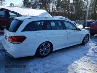 2014 Mercedes-Benz E 350 Luxury with VIN WDDHH8JB7EA822697, listed as a Copart auction lot 45219865 with 45,342 mi miles and Clean Title. Bid and sale history available at DreamBid. Image 3.