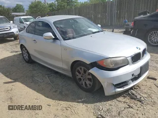2010 BMW 1 Series 128i z VIN WBAUP7C58AVK76649, wystawiony jako IAAI lot #42356320 z przebiegiem 211 197 mil mil oraz . Historia ofert i sprzedaży dostępna na DreamBid. Obrazek 1.