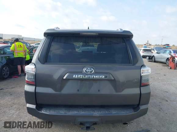 2014 Toyota 4Runner SR5 z VIN JTEZU5JR0E5071498, wystawiony jako IAAI lot #42050372 z przebiegiem 109 448 mil mil oraz . Historia ofert i sprzedaży dostępna na DreamBid. Obrazek 16.