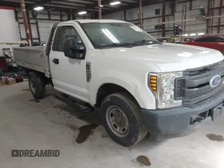2018 Ford F-250 XL z VIN 1FDBF2A66JEC27005, wystawiony jako IAAI lot #41746952 z przebiegiem 66 769 mil mil oraz . Historia ofert i sprzedaży dostępna na DreamBid. Obrazek 1.