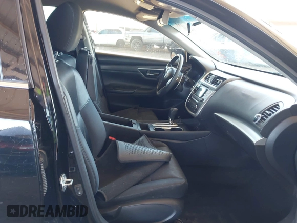 2017 Nissan Altima SV with VIN 1N4AL3AP2HC486044, listed as a IAAI auction lot 42029663 with 137,854 mi miles and . Bid and sale history available at carsss.com. Image 5.