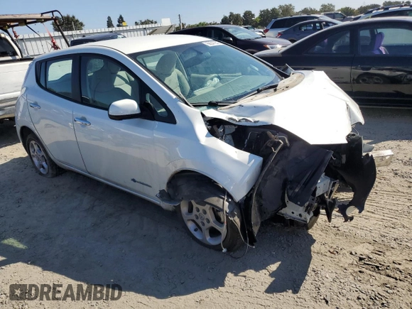 2015 Nissan LEAF SV with VIN 1N4AZ0CPXFC300709, listed as a Copart auction lot 66047843 with 85,638 mi miles. Bid and sale history available at carsss.com. Image 4.