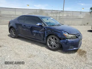 2013 Scion tC z VIN JTKJF5C76D3063027, wystawiony jako Copart lot #56604955 z przebiegiem 109 813 mil mil oraz Szkoda całkowita • Salvage title. Historia ofert i sprzedaży dostępna na DreamBid. Obrazek 4.