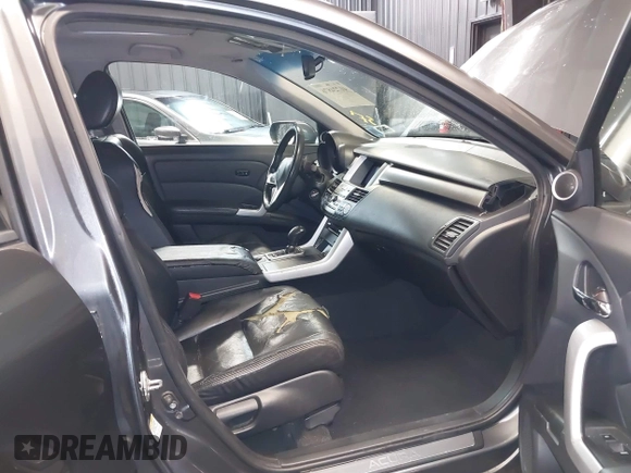 2008 Acura RDX with VIN 5J8TB182X8A014045, listed as a IAAI auction lot 41724876 with 152,713 mi miles. Bid and sale history available at carsss.com. Image 5.