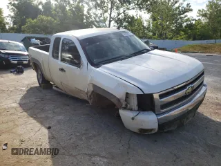 2007 Chevrolet Silverado 1500 Work Truck with VIN 2GCEK19C271693882, listed as a Copart auction lot 59260514 with 195,746 mi miles and Salvage Title. Bid and sale history available at carsss.com. Image 4.