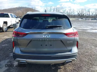 2020 Infiniti QX50 Luxe z VIN 3PCAJ5M38LF112019, wystawiony jako IAAI lot #41395539 z przebiegiem 35 908 mil mil oraz . Historia ofert i sprzedaży dostępna na DreamBid. Obrazek 17.