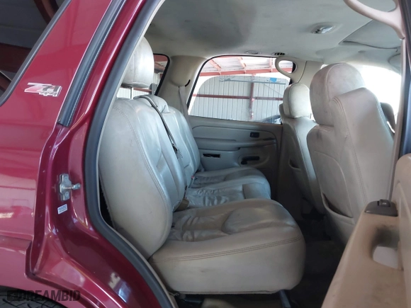 2005 Chevrolet Tahoe Z71 with VIN 1GNEK13T45R194201, listed as a IAAI auction lot 41390805 with 248,787 mi miles. Bid and sale history available at carsss.com. Image 8.