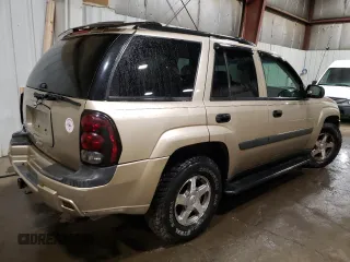 2005 Chevrolet TrailBlazer LS with VIN 1GNDT13S252282267, listed as a Copart auction lot 50271085 with 184,070 mi miles and Clean Title. Bid and sale history available at carsss.com. Image 3.