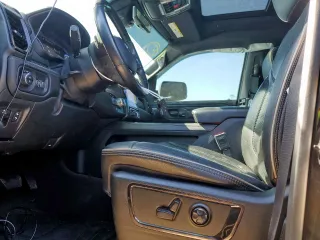 2022 Ram 1500 Limited z VIN 1C6SRFHT4NN200820, wystawiony jako Copart lot #45584915 z przebiegiem 81 858 mil mil oraz Szkoda całkowita • Salvage title. Historia ofert i sprzedaży dostępna na DreamBid. Obrazek 7.
